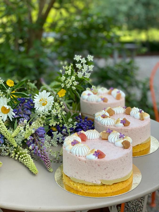 Cafe Mandeltartan B&B Villafloraviola Ronneby Exterior foto
